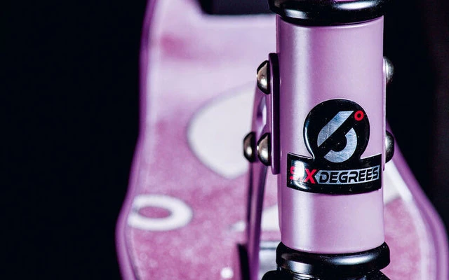 Six Degrees Aluminium Klappbarer Scooter Lila 6 Six Degrees Aluminium Klappbarer Scooter Lila – Bild 6