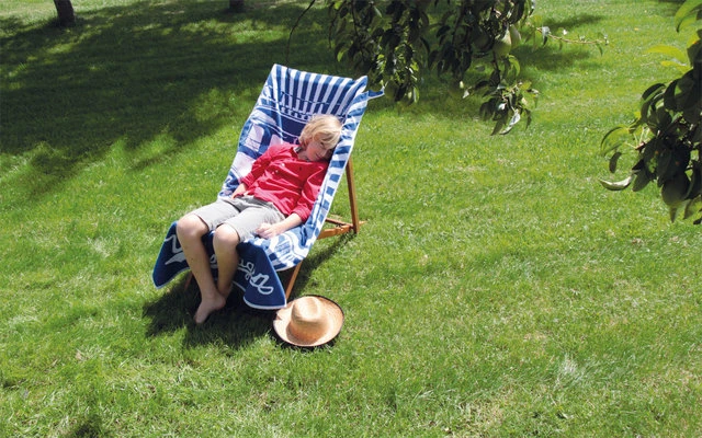 VW Collection T1 Bulli Strandtuch 160 X 90 Cm Rot / Weiß 6 VW Collection T1 Bulli Strandtuch 160 X 90 Cm Rot / Weiß – Bild 6