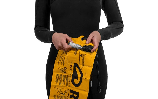 Restube Beach Aufblasbare Rettungsboje 4 Restube Beach Aufblasbare Rettungsboje – Bild 4