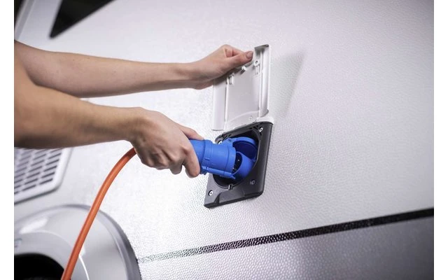 Brennenstuhl Adapter Leitung Stecker CEE230V Schuko Kupplung Orange 1,5m 1 Brennenstuhl Adapter Leitung Stecker CEE230V Schuko Kupplung Orange 1,5m